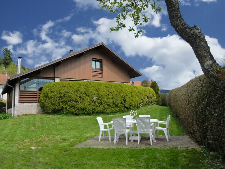 Cozy Chalet In Gerb�pal With Terrace