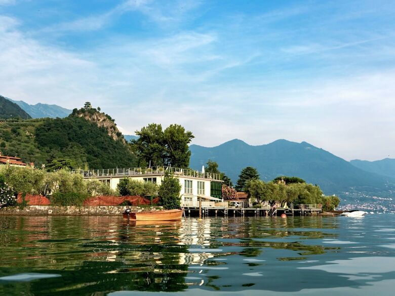 Luxurious Apartment In Marone Overlooking Lake Iseo