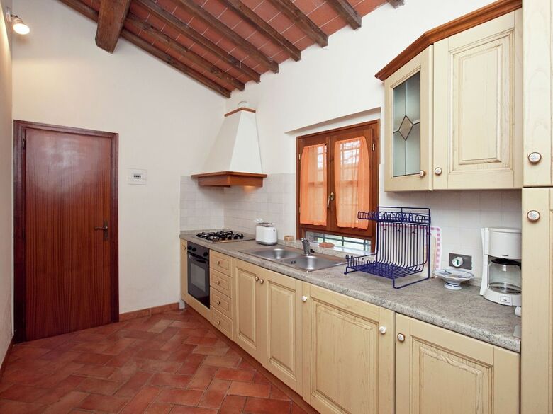 Spacious Holiday Home In Bucine With Private Pool