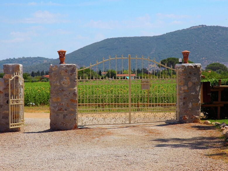 Authentic Villa With Swimming Pool In Grosseto