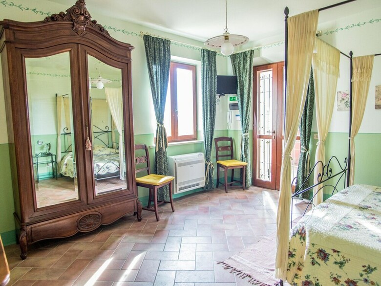 Authentic Villa With Swimming Pool In Grosseto