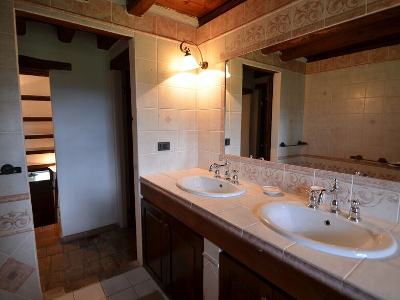 Beautiful Villa With Private Swimming Pool, Garden And Panoramic View 10+5