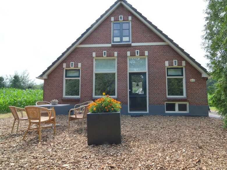 Modern Holiday Home With Jacuzzi Near Forest In Wierden