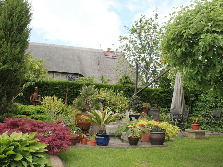Comfy Apartment With Terrace, Garden, Heating And Barbecue