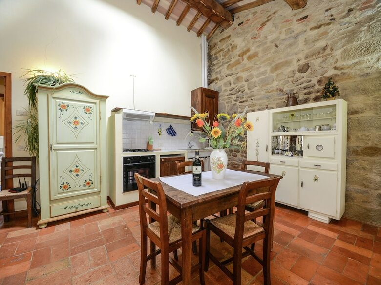 Beautiful Apartment With Shared Swimming Pool, Restaurant And Magnificent View