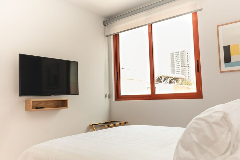 Apartamento 1br Top Floor In An Art Deco Building!
