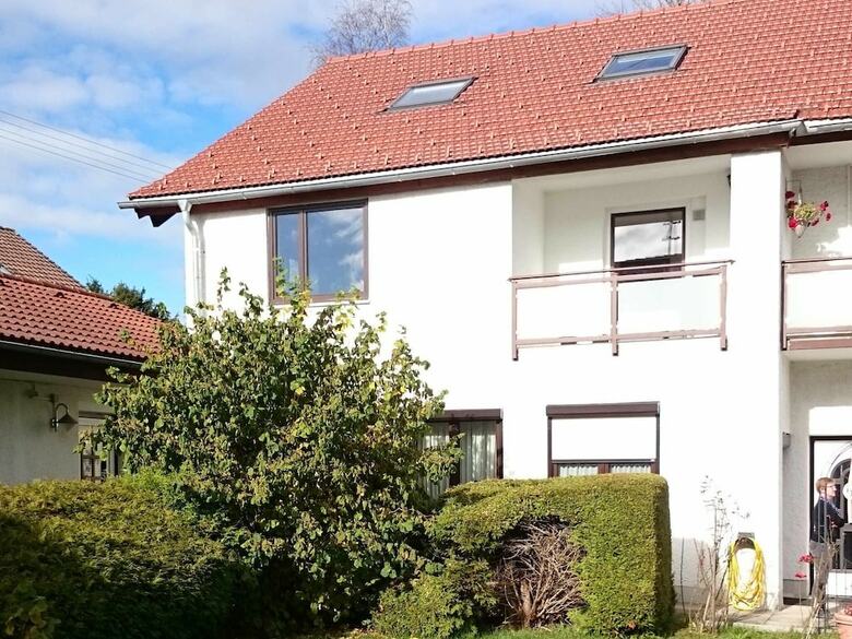 Cozy Apartment In Lechbruck With Garden