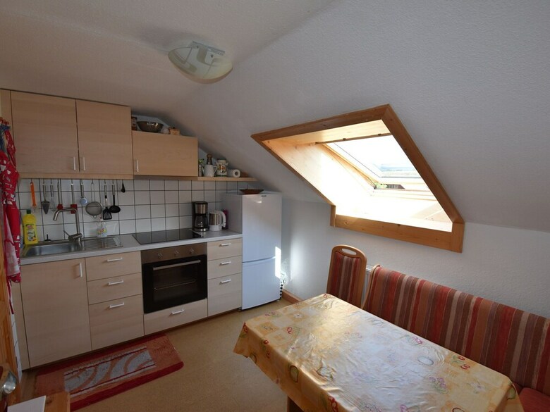 Cozy Apartment In Lechbruck With Garden