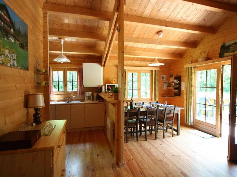 Beautiful Chalet Situated In The Pleasant Area Bomal