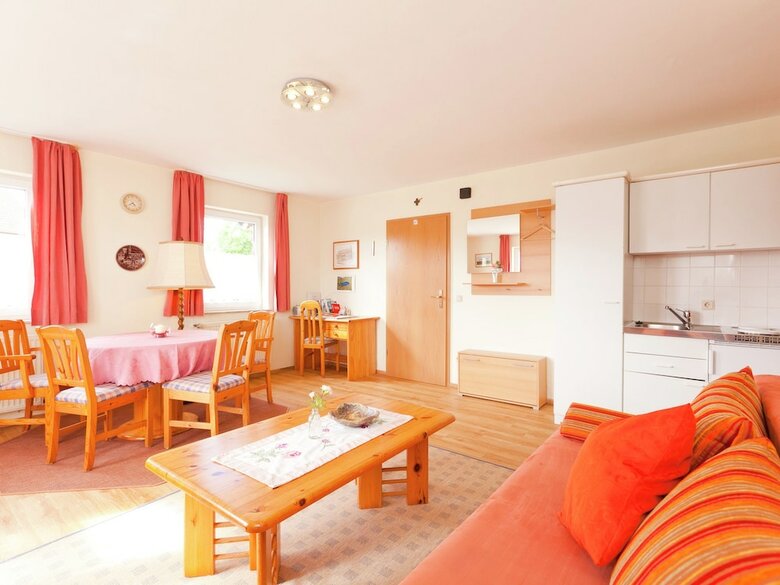 Modern Apartment In Bolsdorf With Sauna