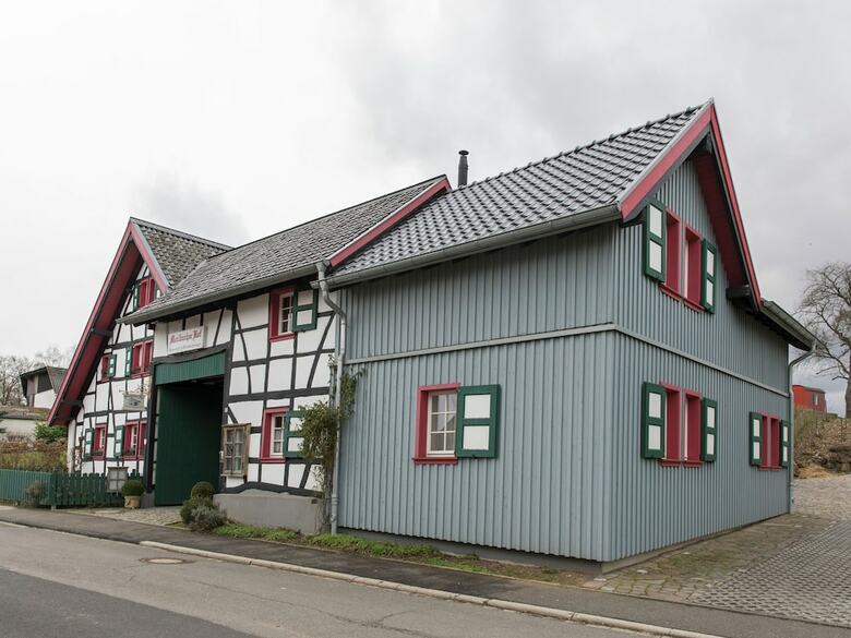 Vintage Apartment In Morsbach With Garden