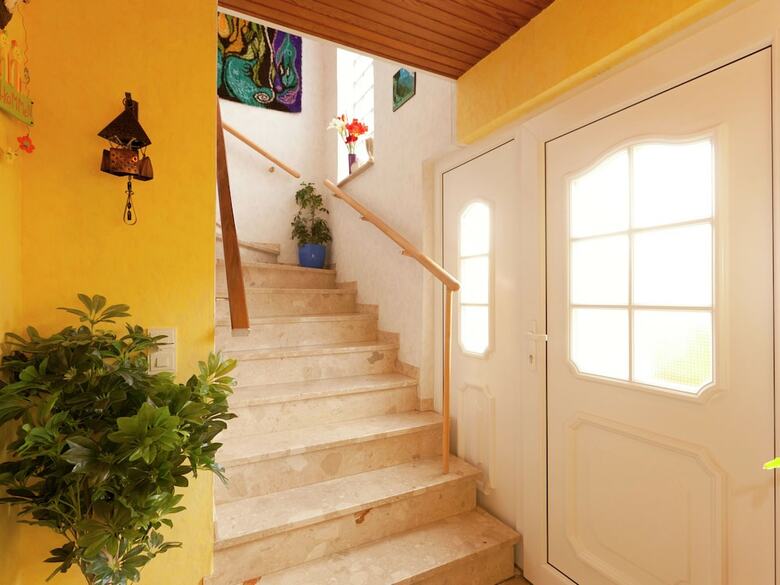 Cozy Apartment With Terrace, Patio,heating, Parking,bicycles