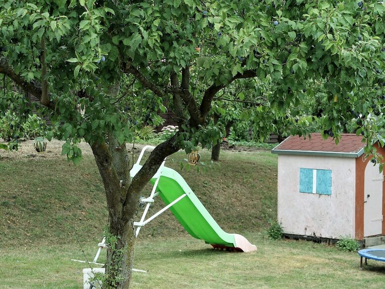 Beautiful Apartment In Proseken With Garden