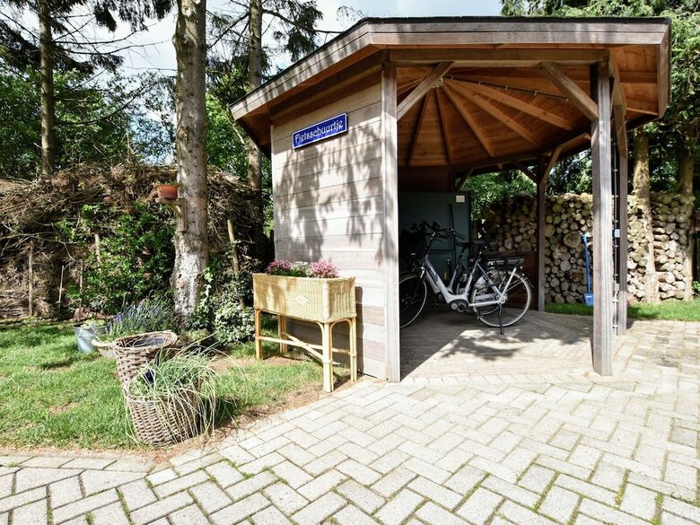 Spacious Holiday Home Near Forest In Bronckhorst