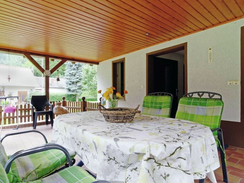 Cosy Holiday Home In Schmogrow-fehrow By The Forest