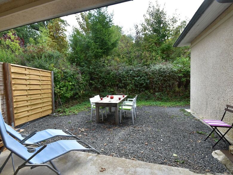 Serene Holiday Home In Cuzy With Swimming Pool