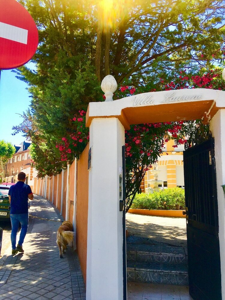 Hostal Villa Laurene - Hostel