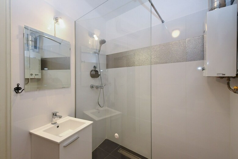 Apartment 1811