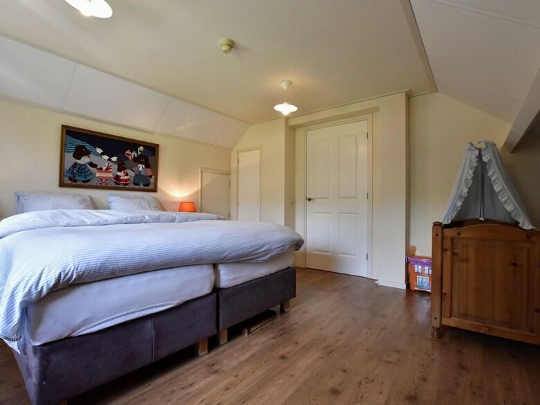 Ranquil Holiday Home In Bronckhorst Near Forest"