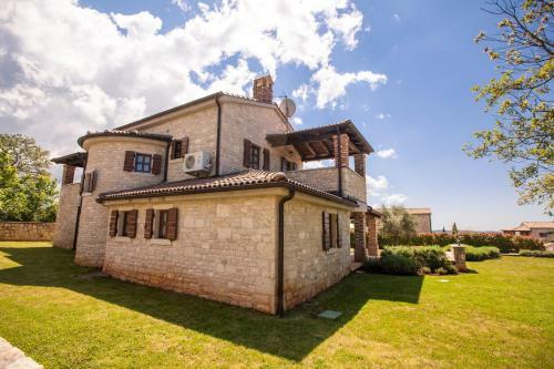 Villas Heraki By Istarski Dvori