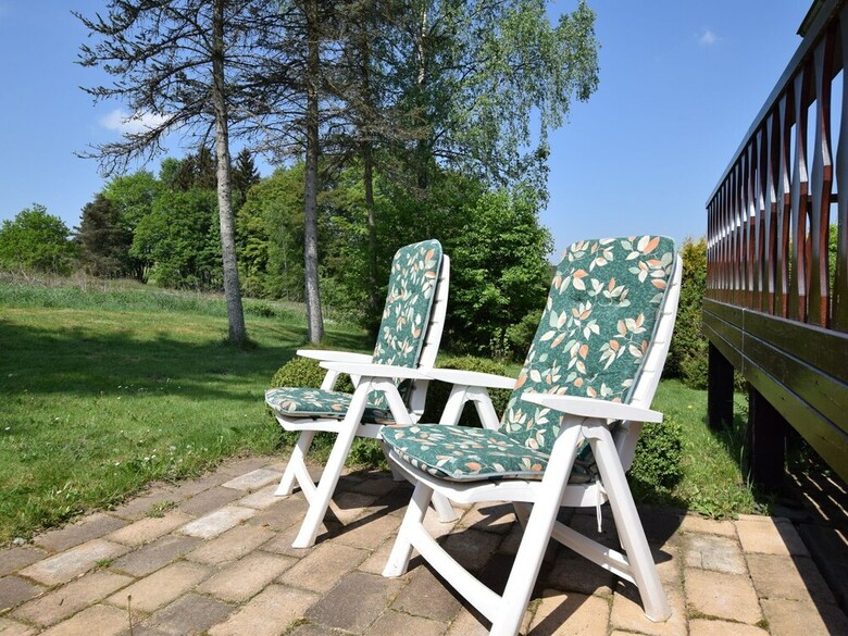 Comfortable Cottage Near Lake Cherapont