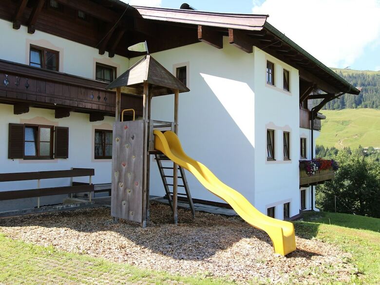 Modern Apartment Near Ski Area In Maria Alm