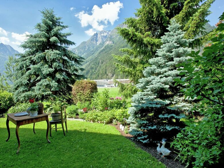 Serene Apartment In L�ngenfeld With Terrace And Heating