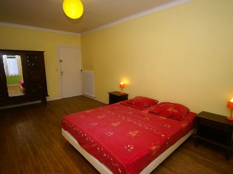 Beautiful Holiday Home With Pool, Bbq, Garden, Deckchairs