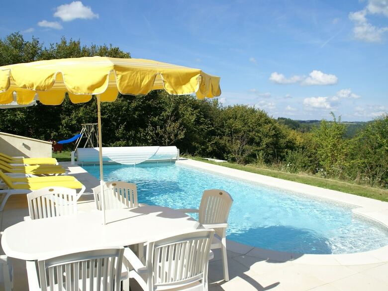 Spacious Holiday Home In Sussac With Pool