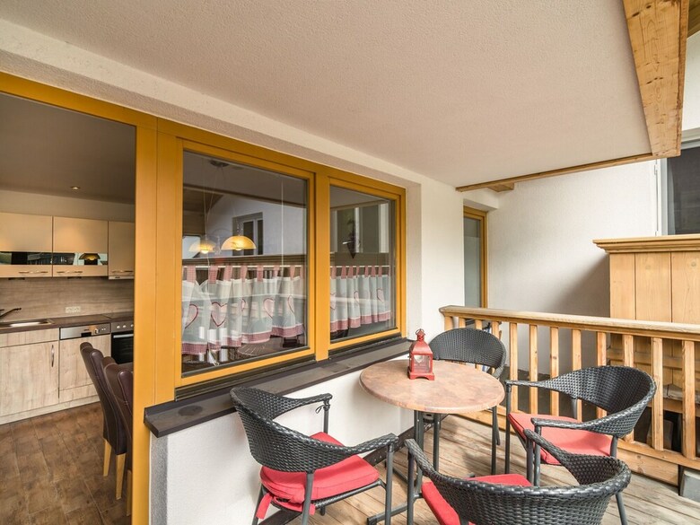 Spacious Apartment In Ellmau With Parking