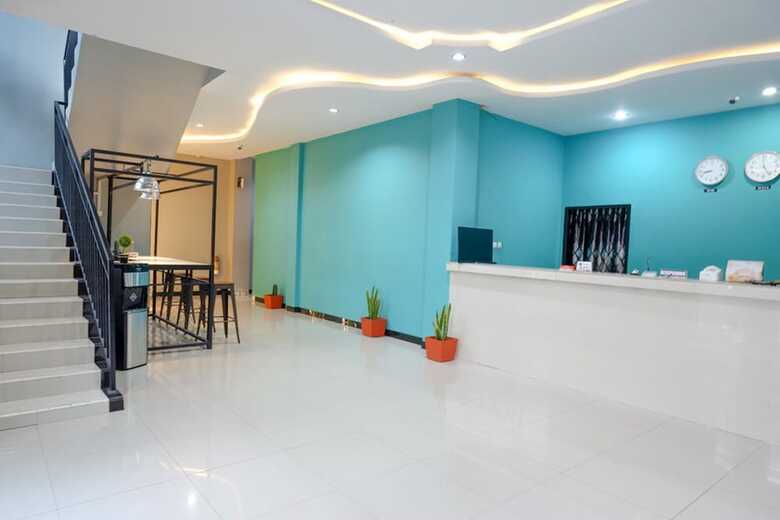 Reddoorz @ G Hotel Luwuk
