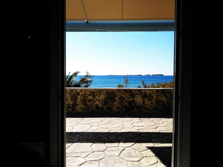 Alekos Beach Houses-caretta