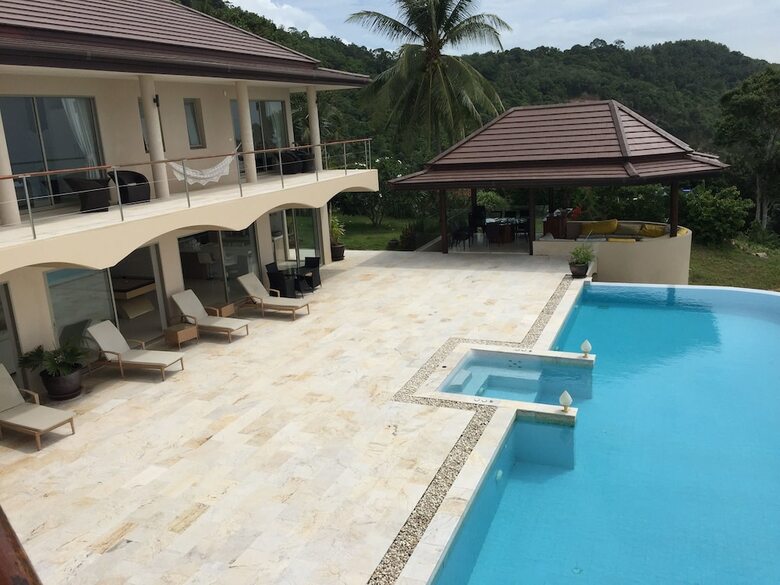 17 Bedroom Sea Front Triple Villas Angthong Hills