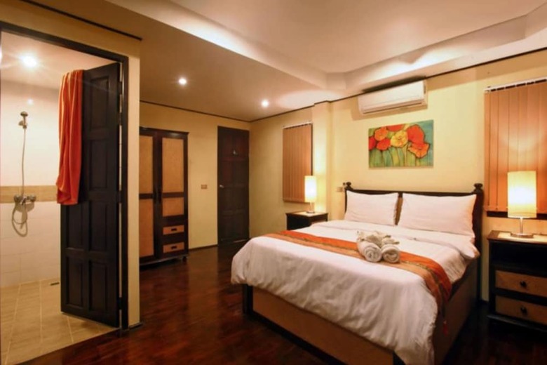 8 Bedroom Sea Front Twin Villa Koh Phangan