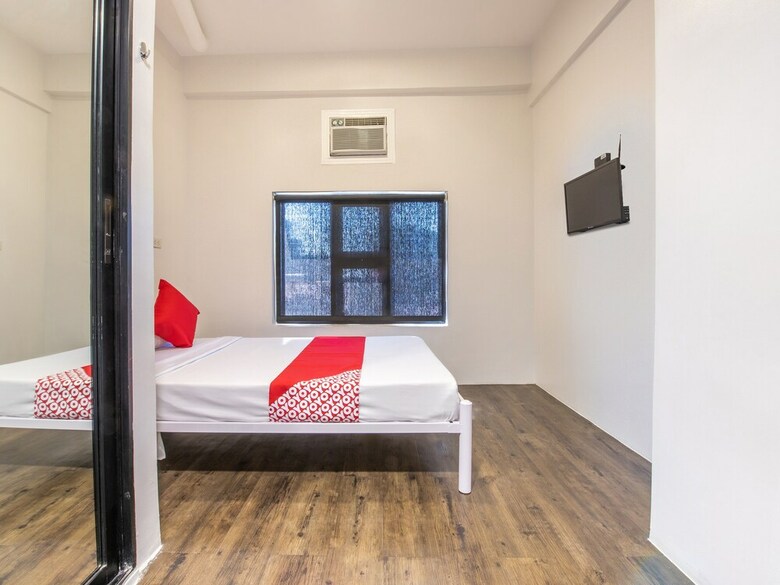 Hotel Oyo 563 Mytown New York