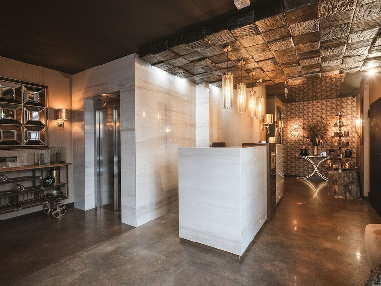 Aparthotel Art Suites - Krakow City Center