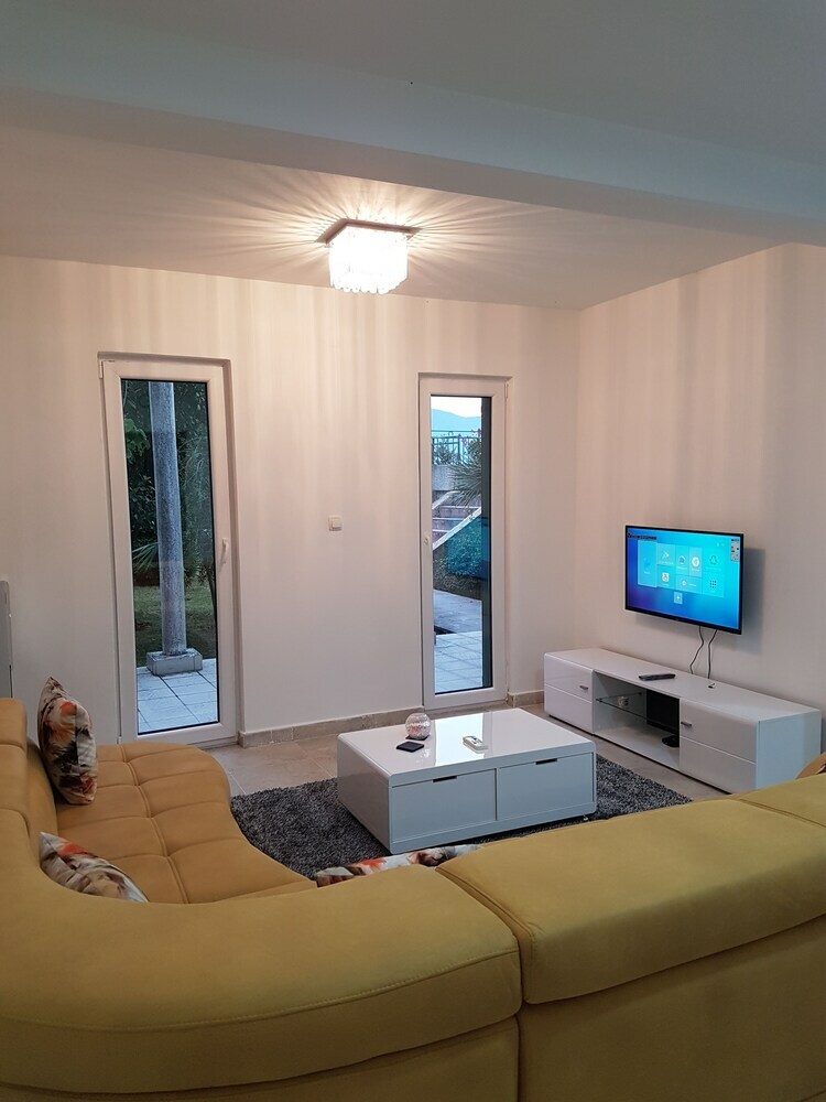 Apartamentos Green Village Kotor