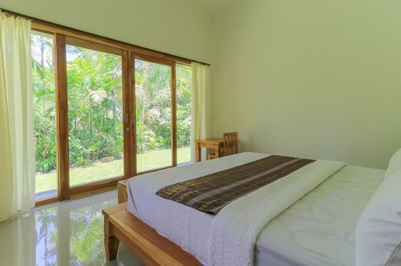 Hotel Palm Beach Villas Bali