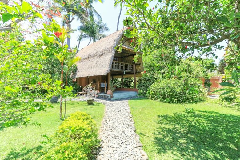 Hotel Palm Beach Villas Bali