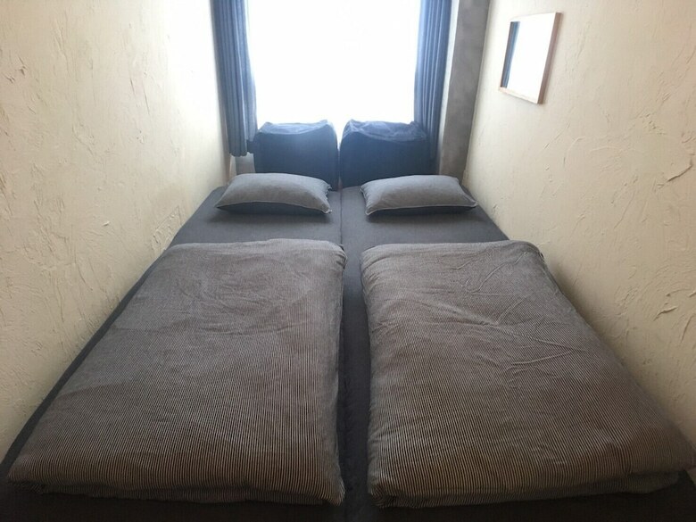 Hostal Golden Mile Hostel