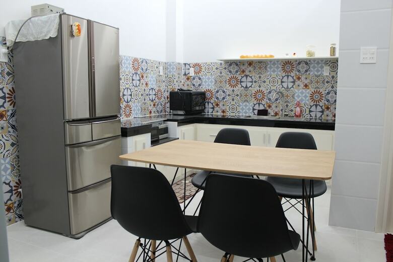 Hostal B Home - Hostel