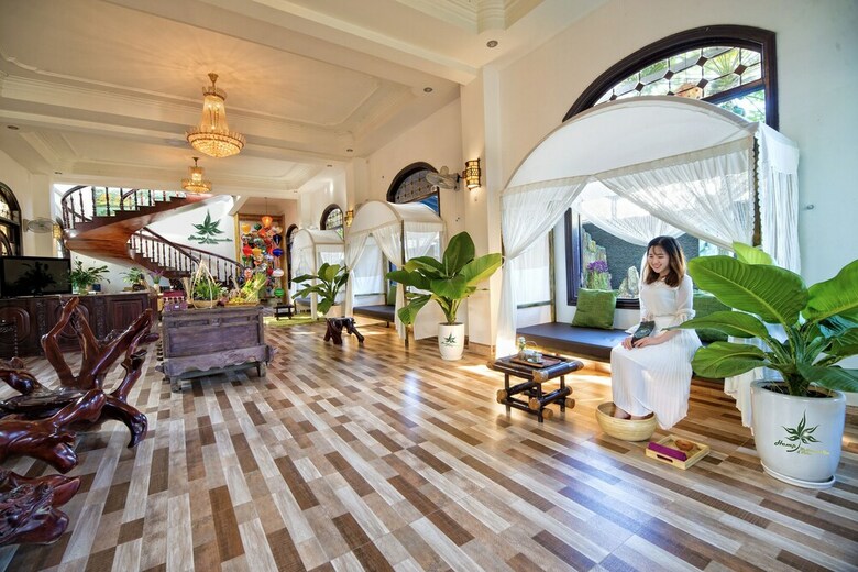 Bed & Breakfast Hemp Wellness Retreat
