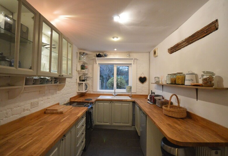 Characterful Home 15 Minute Walk To Central Bath