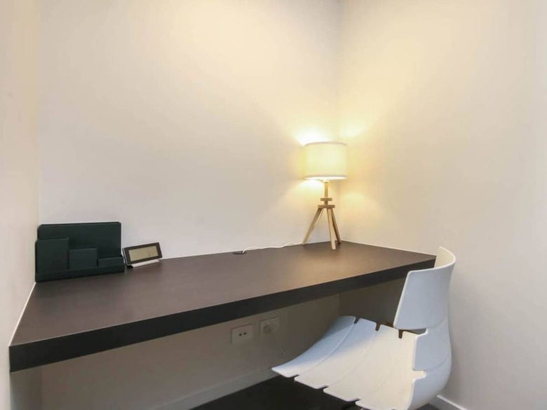 Modern 2 Bedroom Apartment In Fabulous Location