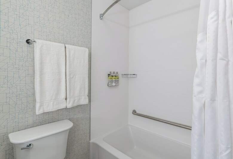 Hotel Holiday Inn Express & Suites Brandon