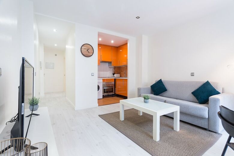 Apartamentos Sleep La Latina By Stay