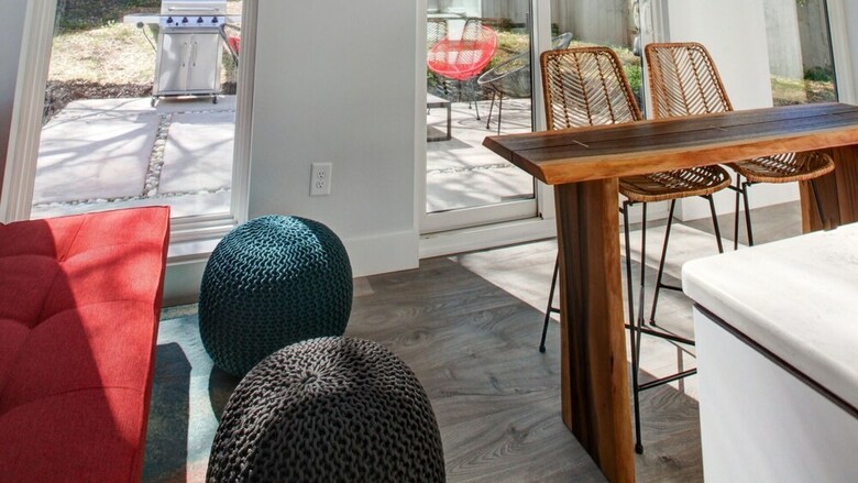 2 Bedroom, Woodside Avenue
