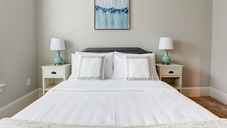 2 Bedroom, Queens Road
