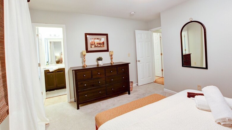 3 Bedroom, Polk Street