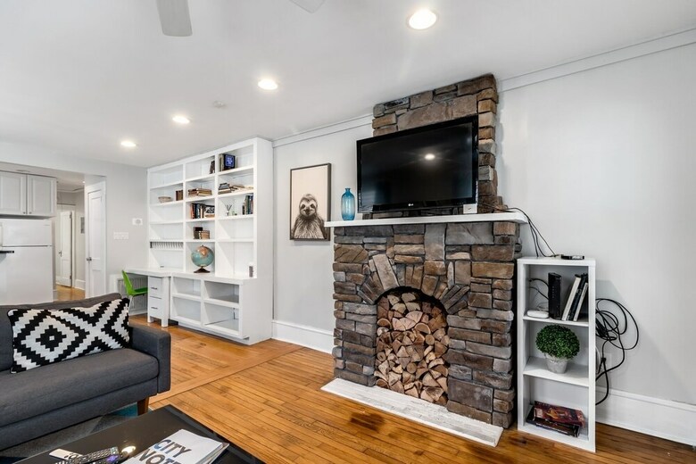 1 Bedroom, Allen Street